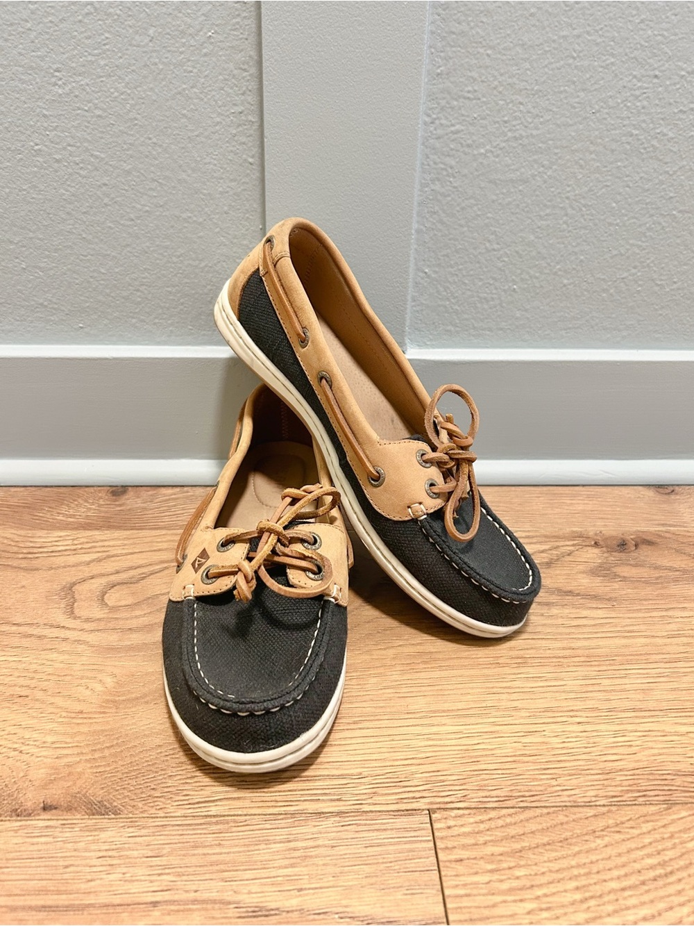 Sperry Top-Sider Canvas & Leather Boat Shoes - Black and Tan - Size 6.5